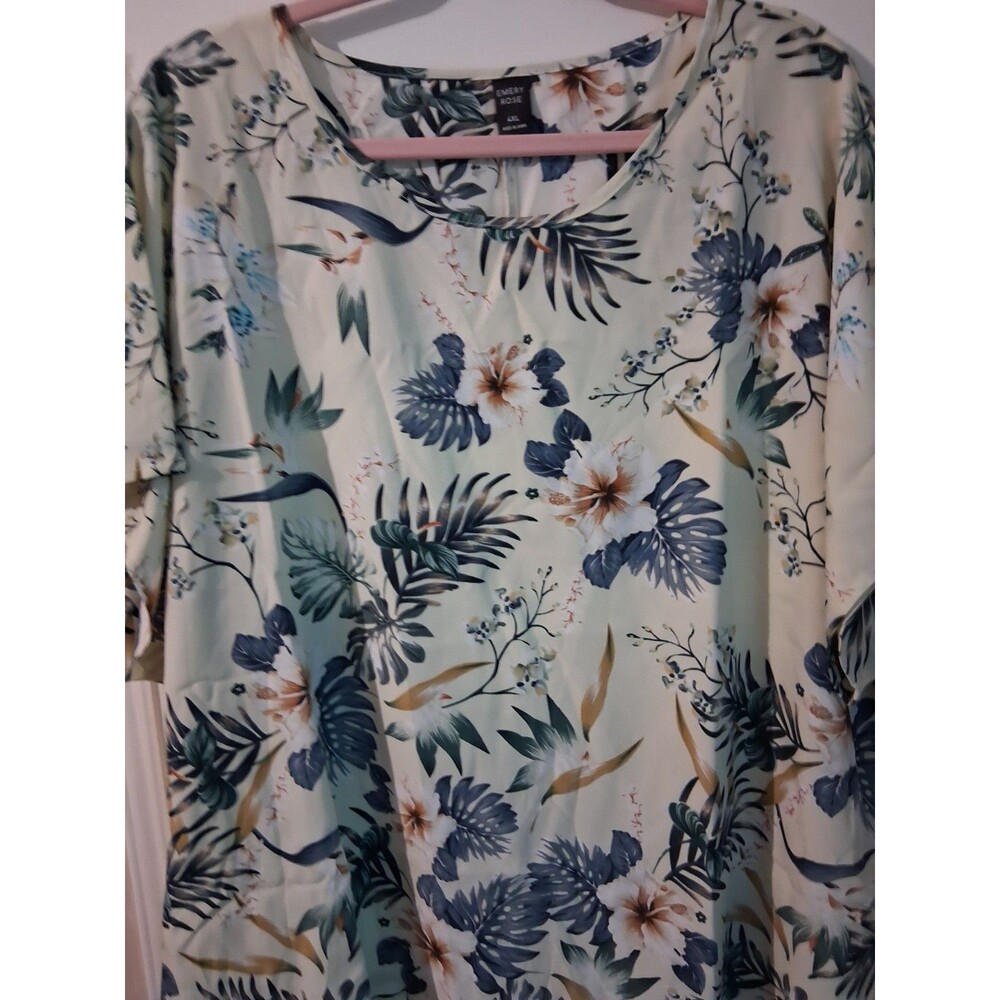 Emery Rose 4XL White/Blue/Green Floral Round Neck Pullover Top